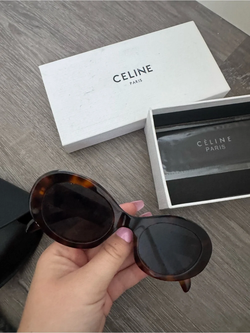 Celine Tortoiseshell Brown Oval Logo Sunglasses - Picture 5 of 6